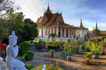 cambodia_Phnom_Penh_palace_highlight